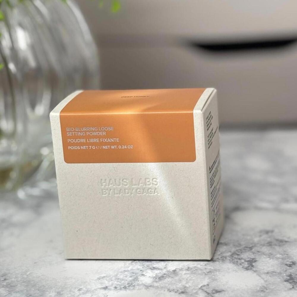 HAUS LABS Deep Honey Bio Blurring Loose Setting Powder
